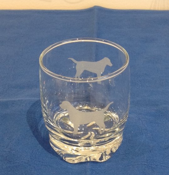 Whiskyglas med hundmotiv