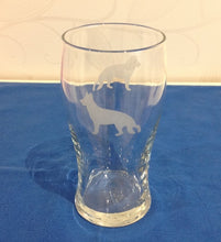Load image into Gallery viewer, 2-st Ölglas med bild på båda sidor