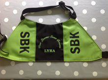 Load image into Gallery viewer, Tjänstetecken med valfri broderad text